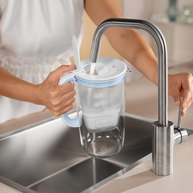Dzbanek filtrujący Brita Glass+2 wkłady MaxtraPro PP (niebieski; 2,5l)