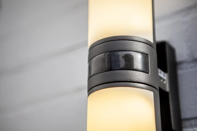 LUTEC CYRA Oświetlenie zewnętrzne ścienne LED F