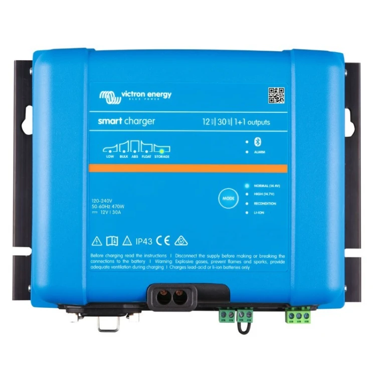 Phoenix Smart IP43 Charger 12/30 (1+1) 120/240V