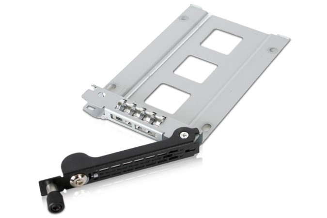 We-Ra. IcyDock z miejscem na 2 dyski: 2x6,3cm SATAI-III/SAS HDD&SSD w kolorze, 1x3,5" Metal