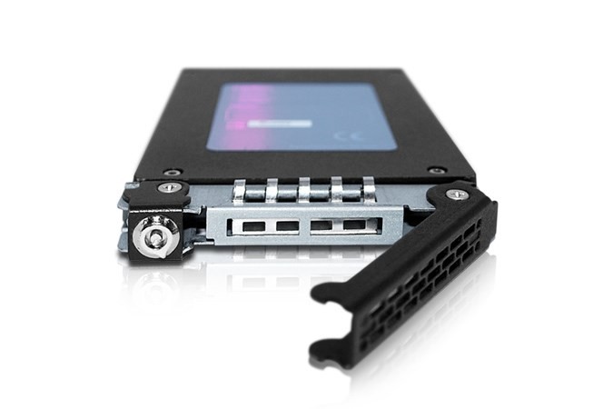 Icy Dock MB996TK-B obudowa do dysków twardych Obudowa HDD/SSD Aluminium, Czarny 2.5"