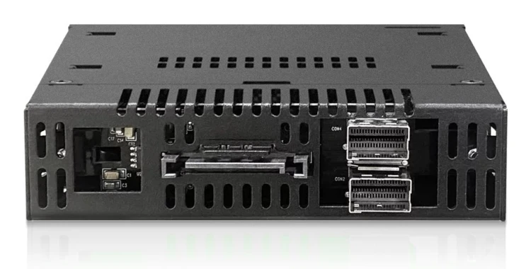 IcyDock M.2 PCIe NVMe SSD Mobilny stojak do zewnętrznych 3.5 4i 2x