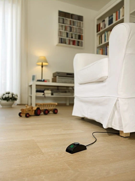 Listwa przeciwprzepięciowa Brennenstuhl Primera-Tec 3500W, 7 gniazd, 2.0m, Niemcy