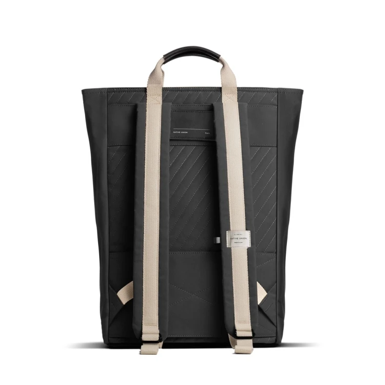 Native Union BACKPACK-BLK plecak Plecak turystyczny Czarny Tkanina, Poli(tereftalan etylenu) (PET), Tworzywo sztuczne pochodzące z recyklingu