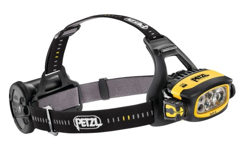 Latarka czołowa Petzl Duo S niezwykle mocna, wodoodporna i ładowalna latarka czołowa, wyposażona w funkcję antyodblaskową FACE2FACE firmy Petzl. 1100