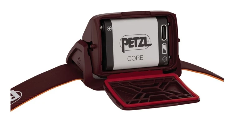 Latarka czołowa Petzl Actik Core-Blue 600 lm Mocna PETZL