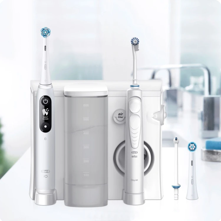 Oral-B iO6 & OxyJet Dorosły Obrotowo-pulsacyjna szczoteczka do zębów Biały