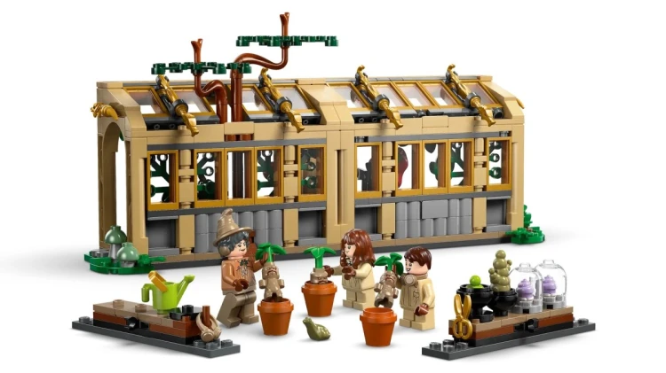 LEGO HARRY POTTER 76445 Zamek Hogwart - Zajęcia z zielarstwa