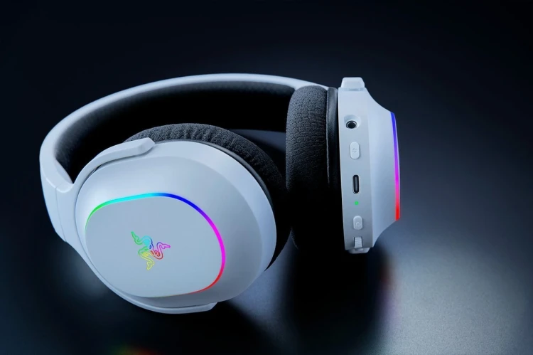 Zestaw słuchawkowy Razer Barracuda X Chroma Biały
