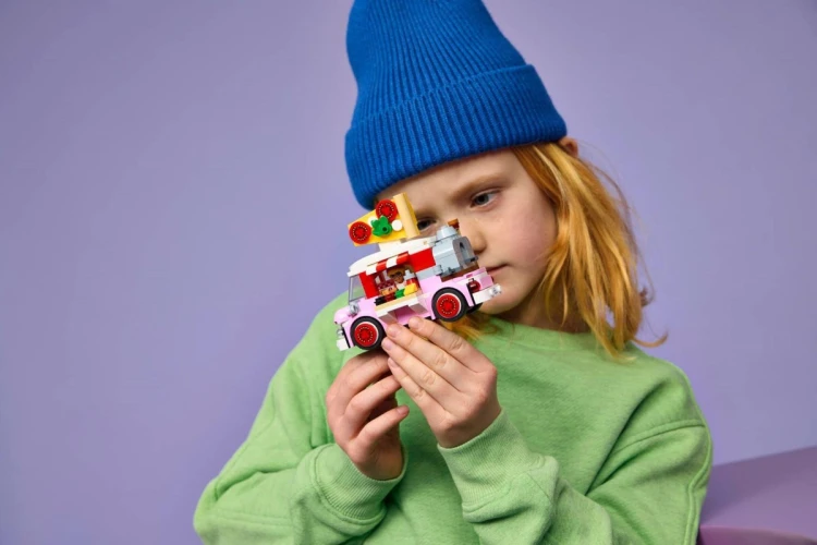 LEGO Friends 42694 - Furgonetka z pizzą