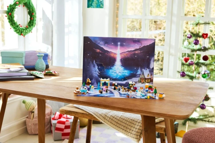 LEGO DISNEY 43273 Kalendarz adwentowy na 2025 rok