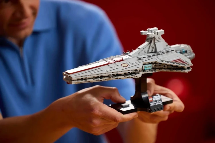 LEGO STAR WARS 75441 Krążownik szturmowy typu Venator