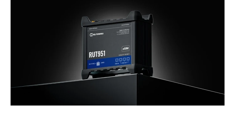 Punkt dostępowy 4G LTE + router RUT951 Dual SIM 2.4 GHz 300 Mb/s Teltonika
