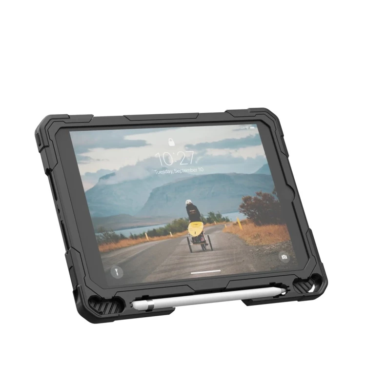 UAG Plasma HS Kickstand - obudowa ochronna z uchwytem do Apple Pencil, uchwytem na dłoń oraz podstawką do iPad 10.9" 10 generacja / 11" (A16) (ice/bla