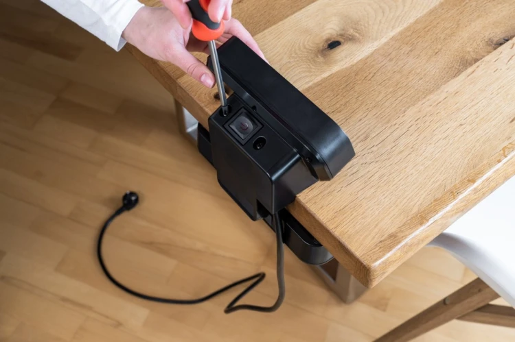 Listwa zasilająca Brennenstuhl Estilo Duplex z ochroną przeciwprzepięciową, 1x USB C, 9x gniazda