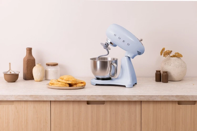 Smeg SMF05PBEU mikser Mikser stojący 1000 W Niebieski