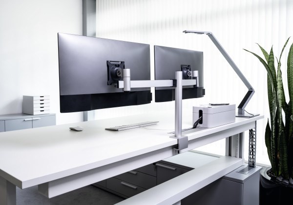 Durable 508523 uchwyt / stojak do monitorów 68,6 cm (27") Biurko Srebrny