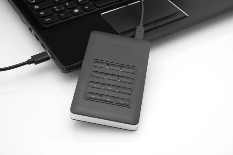 Dysk zewnętrzny 2TB USB 3 z klawiaturą STORE NGO SECURE HDD