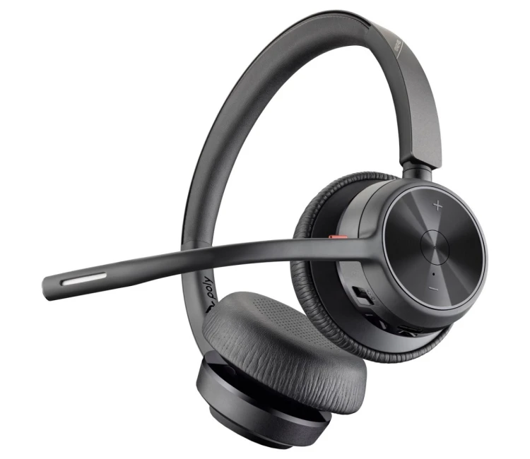 POLY Stereofoniczny zestaw słuchawkowy USB A Voyager 4320 + przejściówka BT700 USB-A + podstawka ładująca