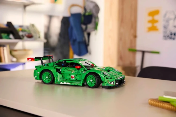 LEGO TECHNIC 42224 Samochód Porsche 911 GT3 R REXY AO Racing