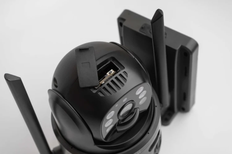 Kamera zewnętrzna podwójna 4G 3MP+3MP + panel słoneczny Technaxx TX-329