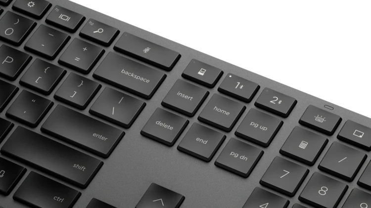 HP Klawiatura bezprzewodowa 975 Dual-Mode