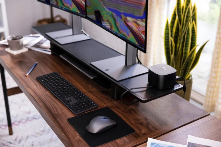 HP Klawiatura bezprzewodowa 975 Dual-Mode