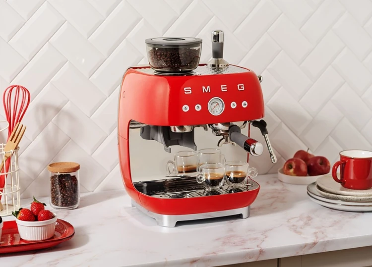Smeg EGF03RDEU ekspres do kawy Ręczny Ekspres do espresso 2,4 l