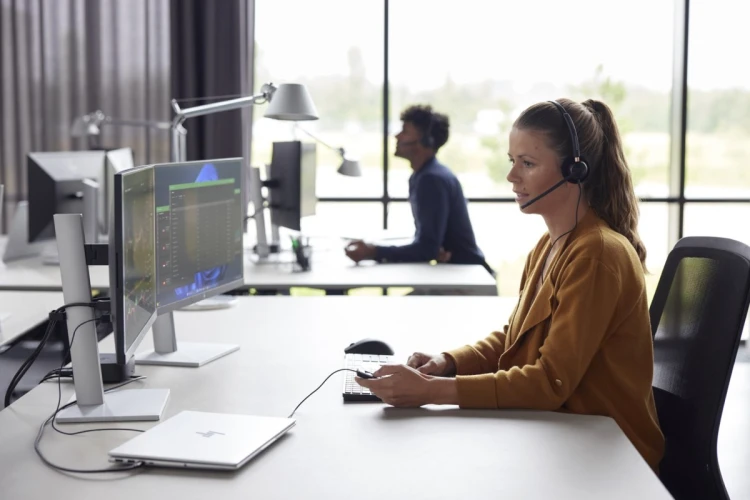POLY Zestaw słuchawkowy stereo EncorePro 525 z certyfikatem Microsoft Teams i portem USB-A