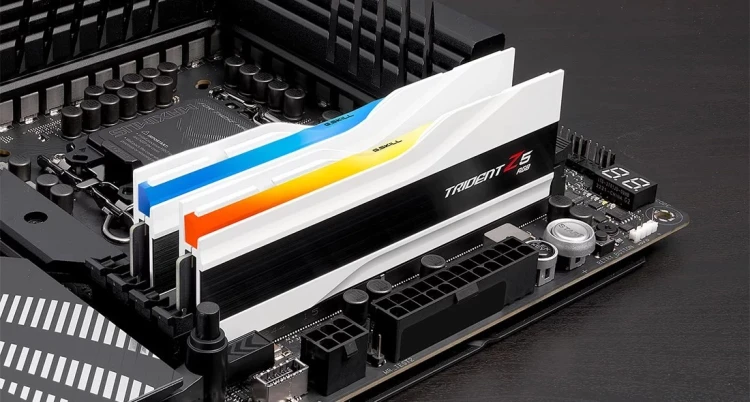 G.Skill Trident Z5 RGB F5-6000J2836G32GX2-TZ5RW moduł pamięci 64 GB 2 x 32 GB DDR5 4800 MT/s 288-pin DIMM
