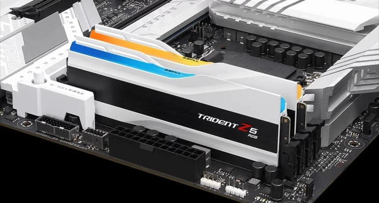 G.Skill Trident Z5 RGB moduł pamięci 64 GB 2 x 32 GB DDR5 6000 MHz