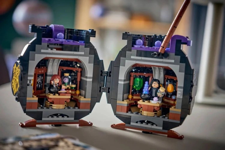 LEGO HARRY POTTER 76464 Kociołek: Sekretna sala zajęć z eliksirów