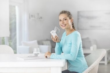 Mini inhalator Medisana IN 525 0,2 ml/min | rozylacz ultra soniczny | 40 x 72 x 113 mm