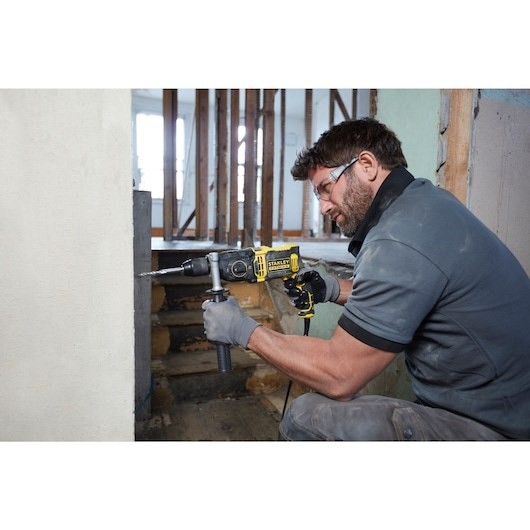 Stanley FATMAX FMEH1100K-QS młot udarowo-obrotowy 1100 W 3200 RPM