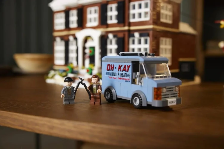 LEGO Ideas 21330 - Sam w domu