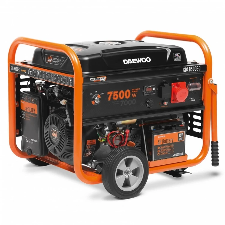 Agregat prądotwórczy 7,5KW/2,5KW -380V/230V  AVR GDA8500E-3 DAEWOO TRÓJFAZOWY