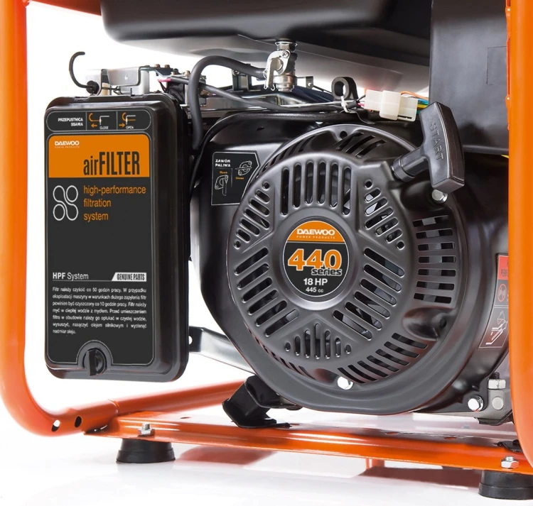 Agregat prądotwórczy 7,5KW/2,5KW -380V/230V  AVR GDA8500E-3 DAEWOO TRÓJFAZOWY