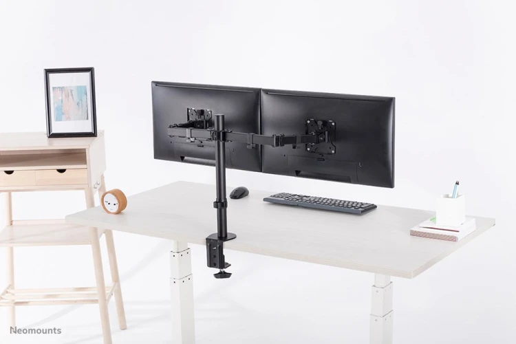 Uchwyt Neomounts by Newstar FPMA-D550DBLACK 10-32"