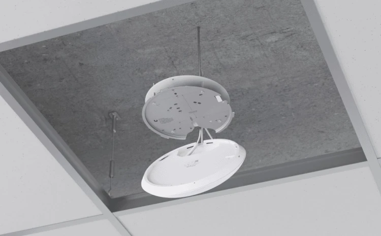 Access Point Wi-Fi 7 Ubiquiti UniFi U7 Pro 2.4GHz(2x2)/5GHz(2x2)/6GHz(2x2) PoE+ 1x2,5G