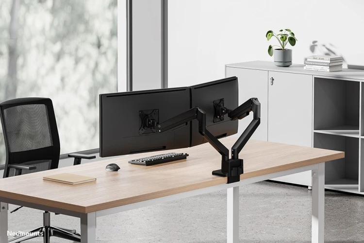 Neomounts DS70-250BL2 uchwyt / stojak do monitorów 81,3 cm (32") Biurko Czarny