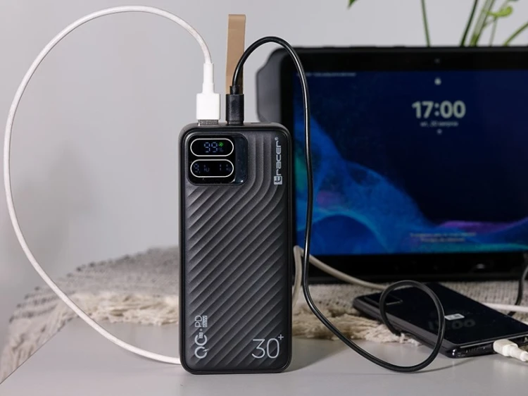 TRACER POWERBANK BLAZE 30000MAH 65W CZARNY