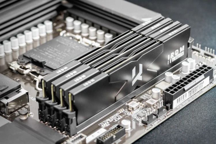 GOODRAM DDR5 32GB  6000MHz CL36 2048x8