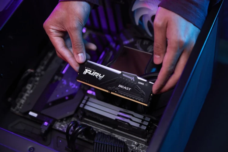 KINGSTON DDR5 64GB 5600MT/s CL40 DIMM KITx2 FURY Beast RGB