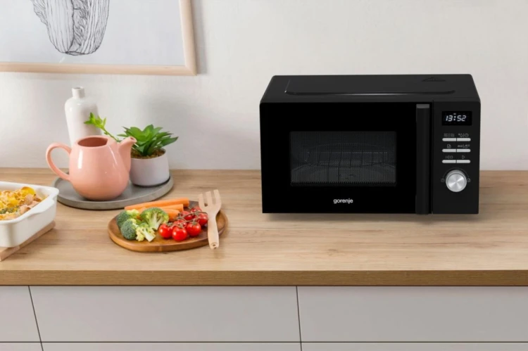 Gorenje MO20A4BH Czarny Kuchenka mikrofalowa kombinowana Blat 20 l 800 W