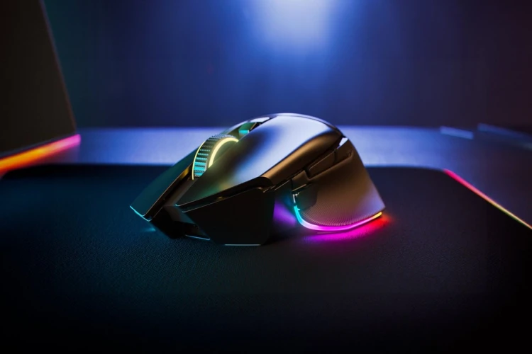 Myszka do gier Razer Basilisk V3 Pro 35K bezprzewodowa Optical mouse Wireless Black Yes