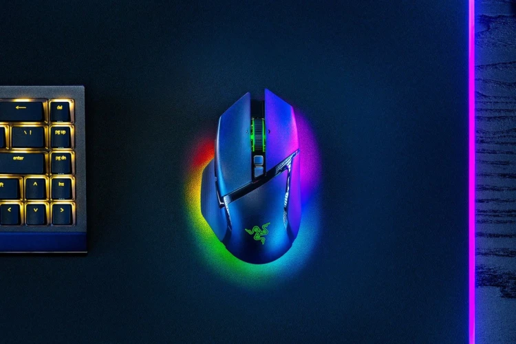 Myszka do gier Razer Basilisk V3 Pro 35K bezprzewodowa Optical mouse Wireless Black Yes