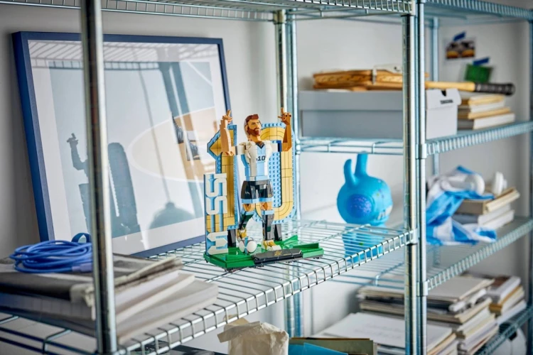 LEGO EDITIONS 43015 Lionel Messi - piłkarska legenda