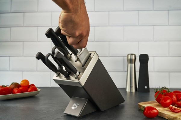 Zestaw noży samoostrzących ZWILLING Four Star 35145-007-0 7 elementów czarny