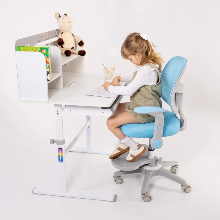 Fotel obrotowy dla dziecka Junior 5.0 Blue