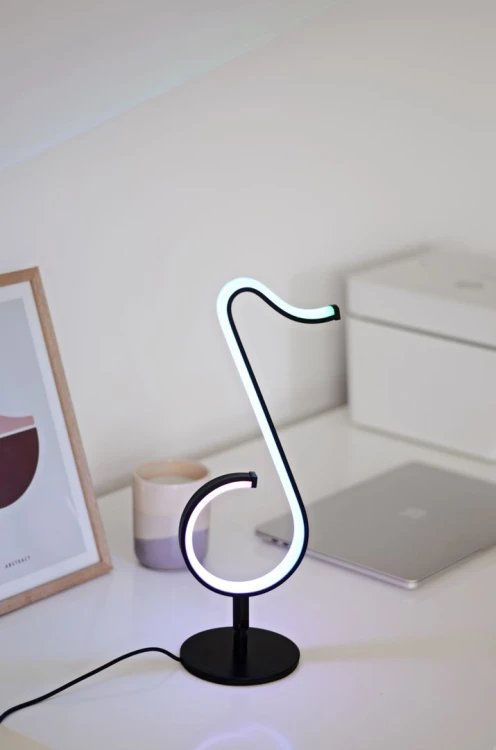 Muzyczna lampka dekoracyjna MELODY RGB Activejet zmiana kolorów w rytm muzyki z pilotem sterowanie z aplikacji